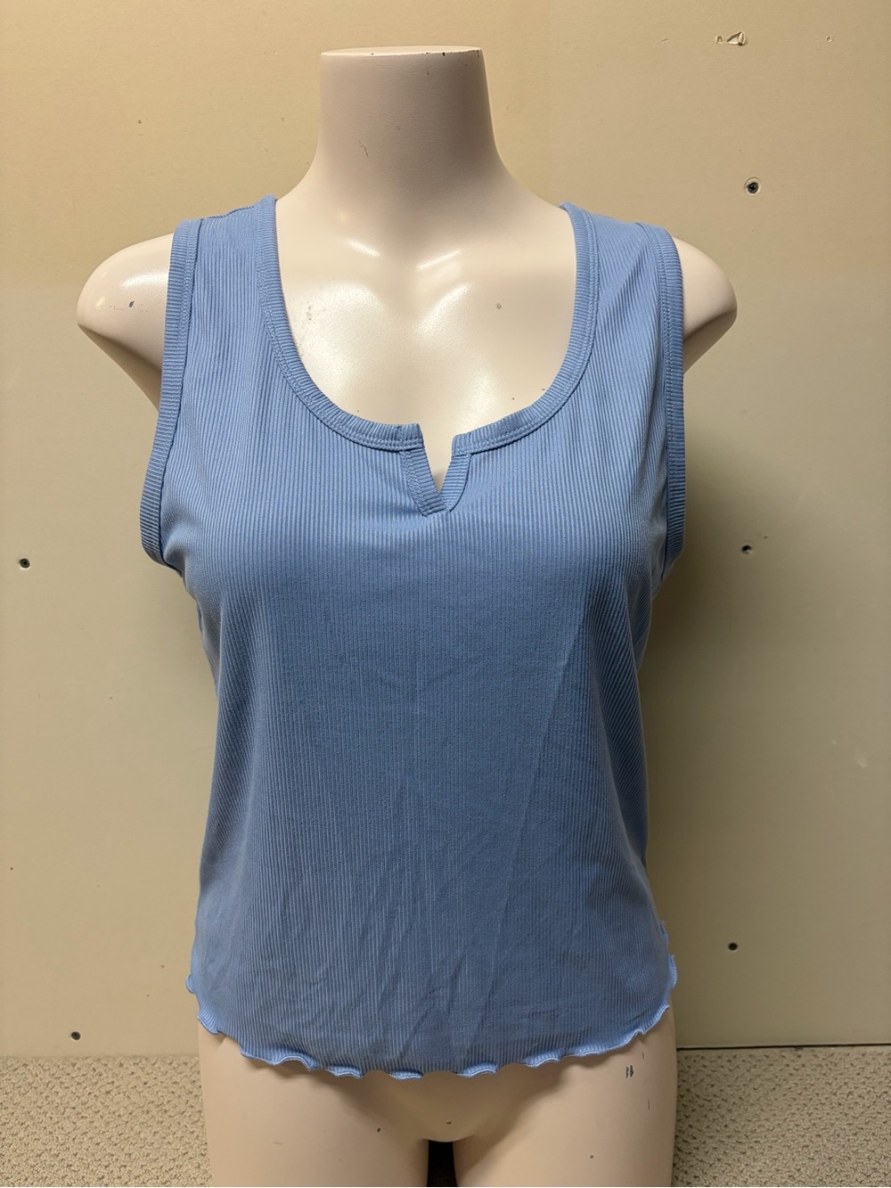 2/$20❤️- SHIRT | Women’s George tank top size XL